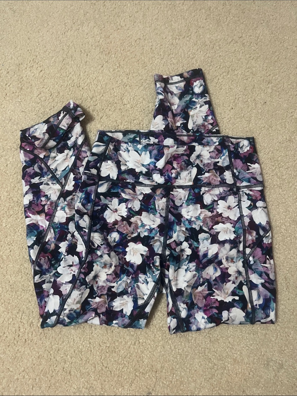 Lululemon In Movement Tight 25”